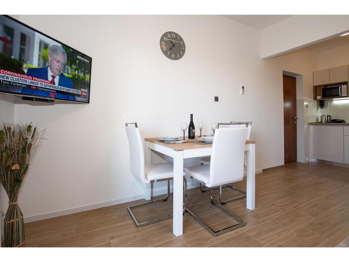 Ferienwohnung White Diamond Vrsi Exterior foto